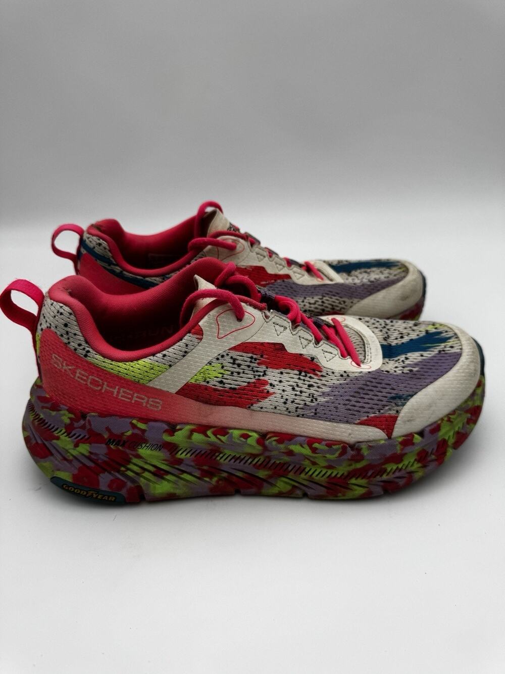 Skechers Max Cushion Goodyear Running Shoes Women’s US 7.5 Multicolor SN129704